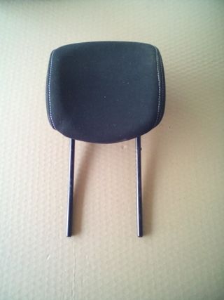 Reposacabezas Renault Clio 4