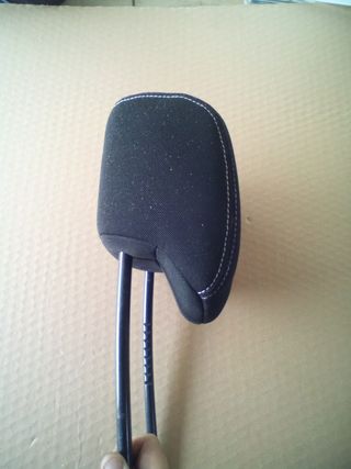 Reposacabezas Renault Clio 4