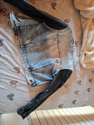 Giacca Jeans con Maniche in Ecopelle XS