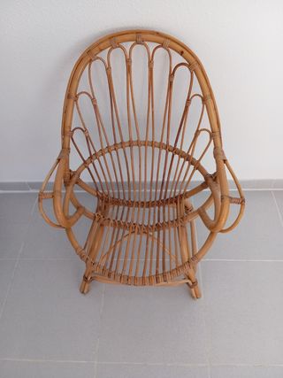 Sillón mimbre vintage