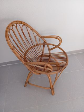Sillón mimbre vintage