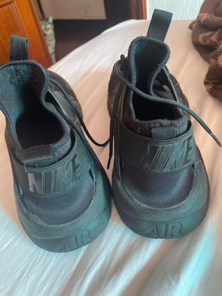 Zapatillas Nike Huarache negras