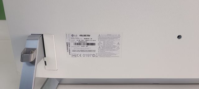 TV LG 49" - Smart TV