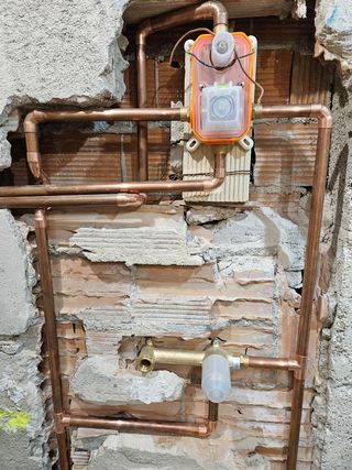 Construcción fontanería electricidad pintura pladu