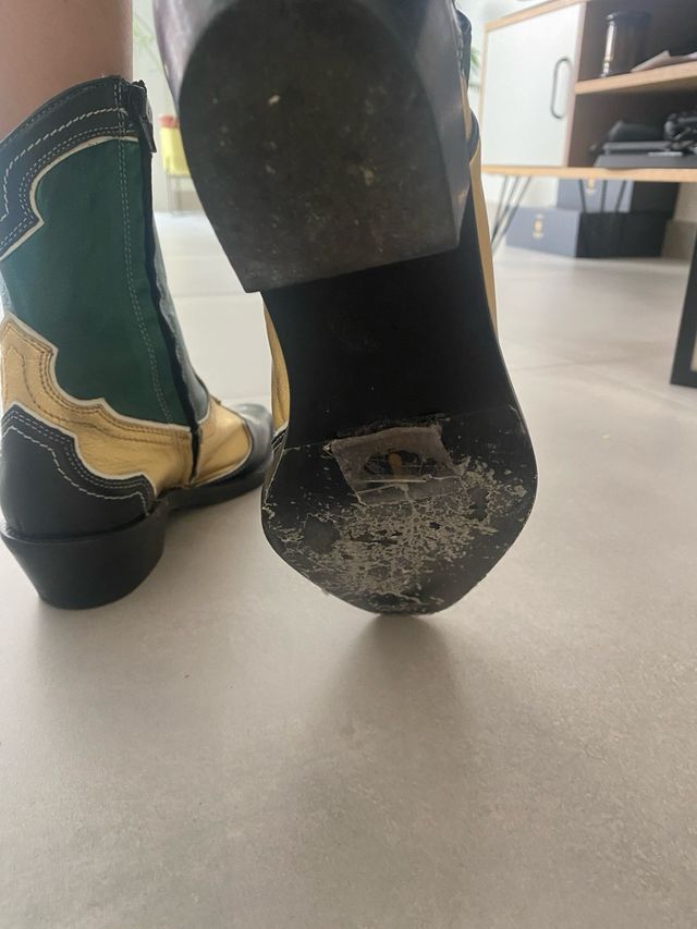 Botas Cowboy Zara - Doradas y Verdes