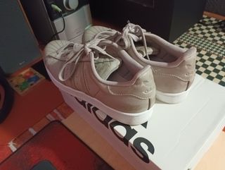 Adidas Superstar Grises - 39 1/3