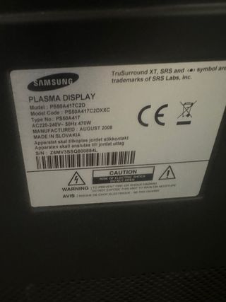TV Samsung 50” con soporte pared