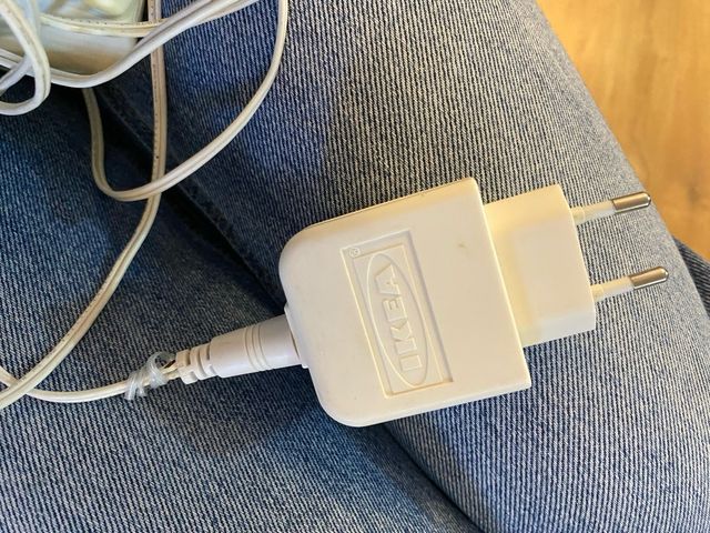 Lampara escritorio IKEA - blanca