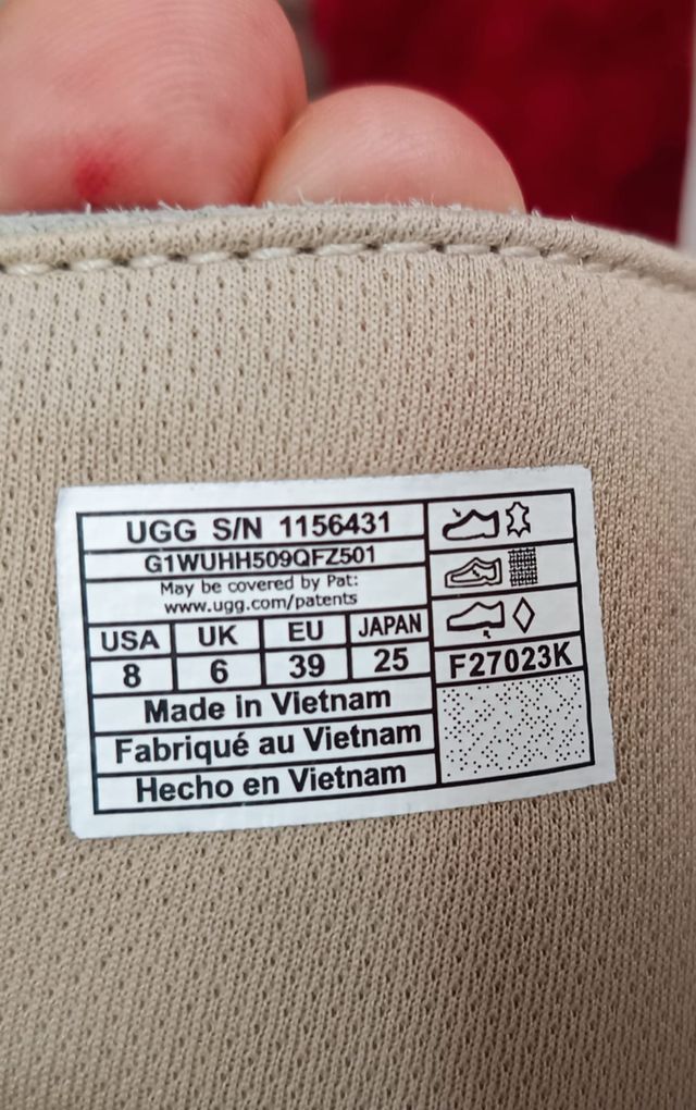 Sandalias UGG blancas