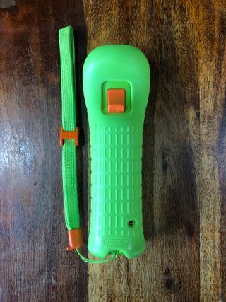 Wiimote Yoshi motion plus integrato bianco verde
