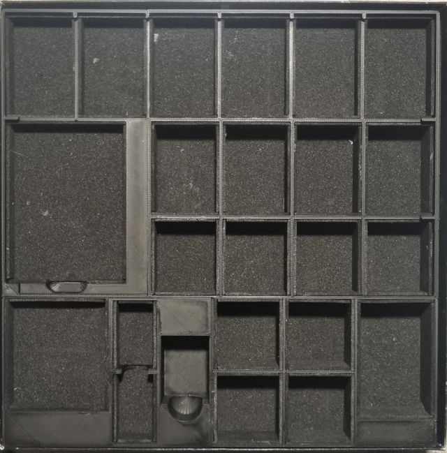 Inserto para el Heroquest: La Maga del Espejo.