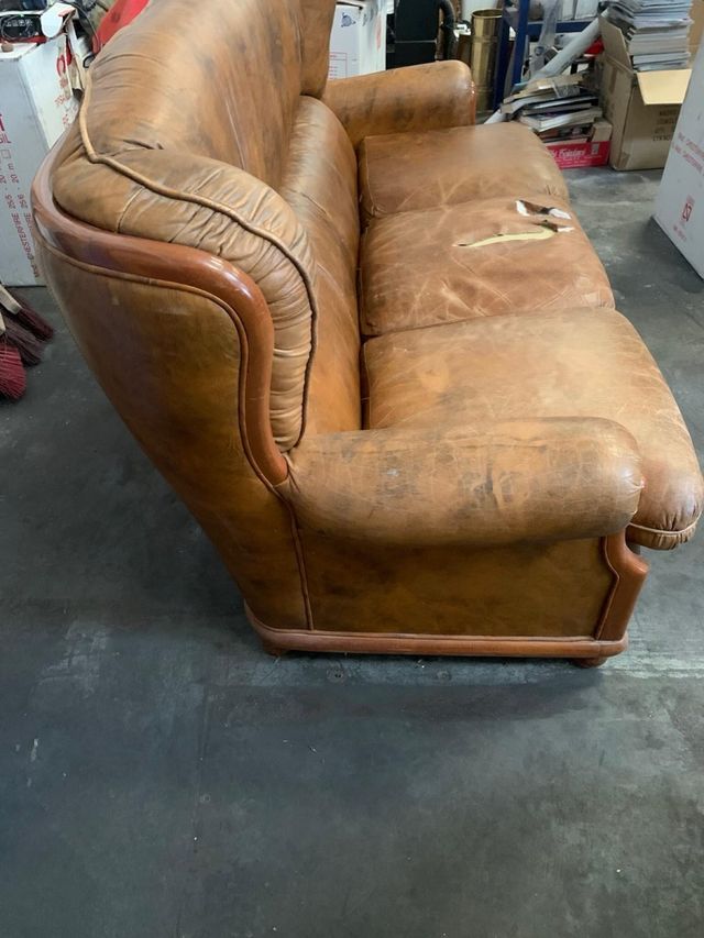 Sofá vintage piel marrón, de cuero y madera
