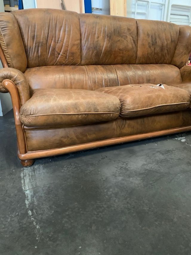 Sofá vintage piel marrón, de cuero y madera