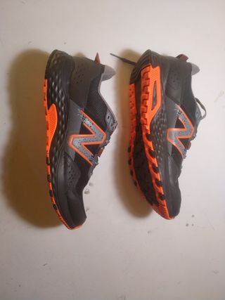 New Balance MT410 - Zapatillas Trail