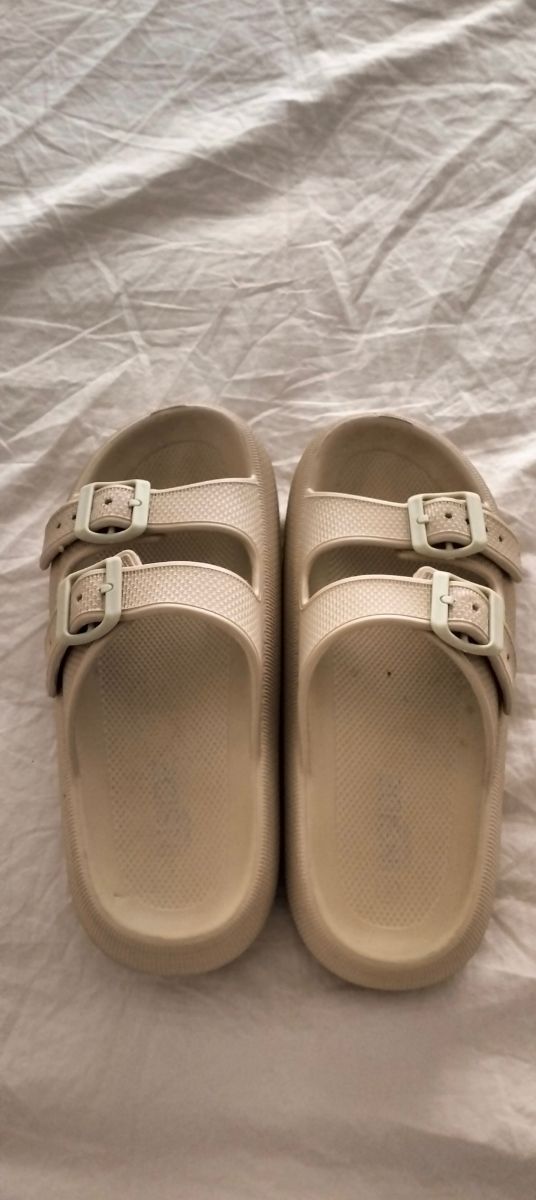 Chanclas beige mujer talla 40-41