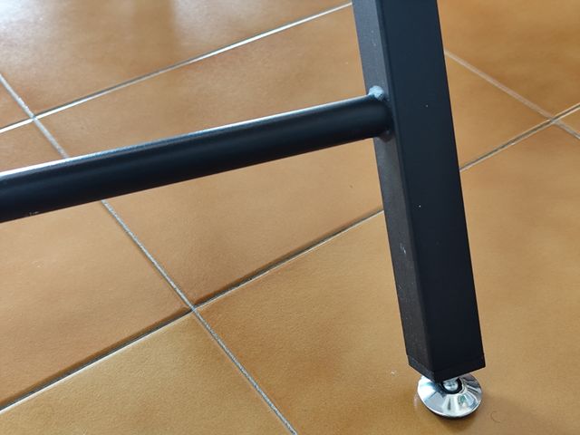 Mesa de dibujo inclinable blanca