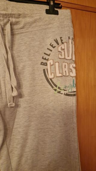 Pantalones chándal grises