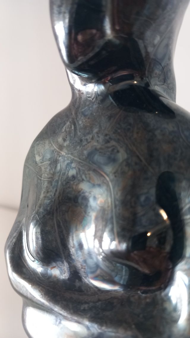 Figura cerámica arte moderno