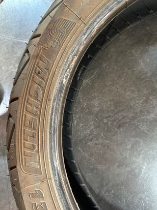 Juego neumáticos Michelin SH300: ¡Como nuevos!