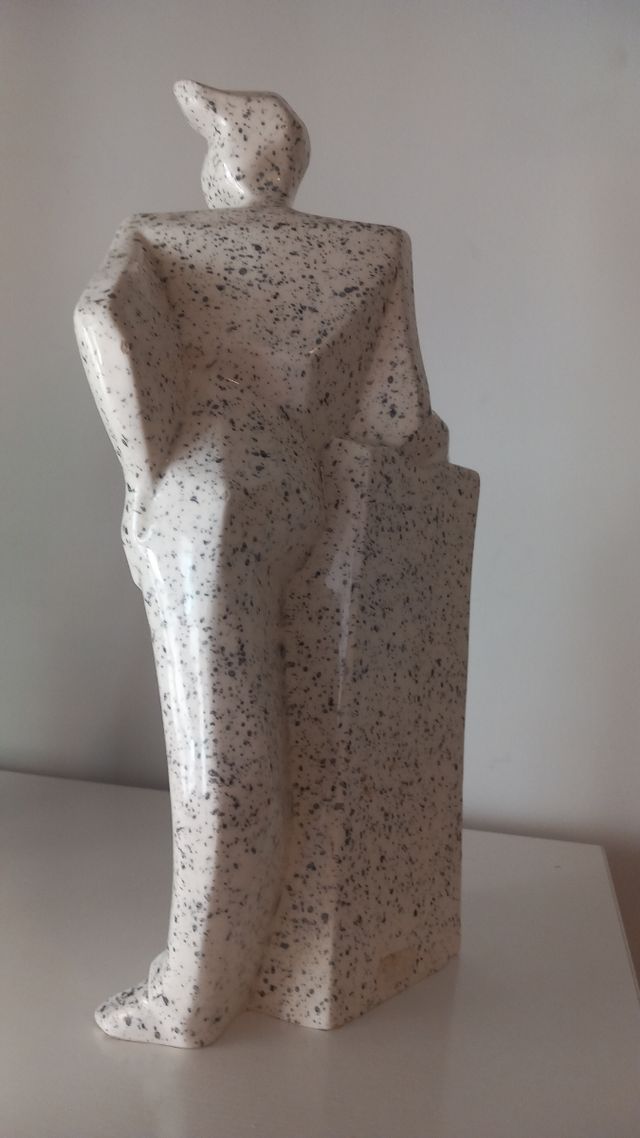 Escultura cerámica arte moderno