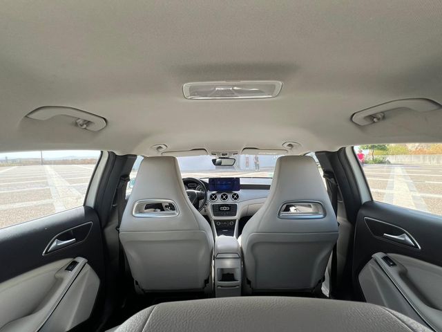 Mercedes-Benz GLA URBAN