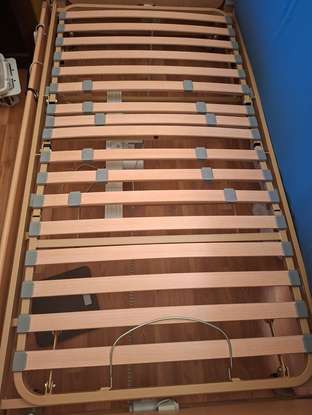 Cama articulada ortopédica madera