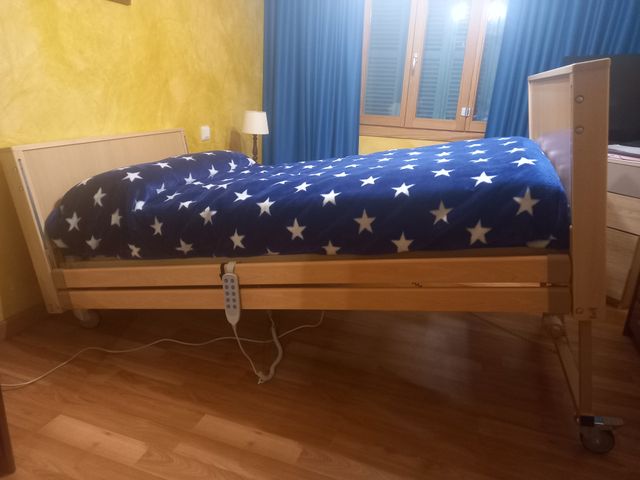 Cama articulada ortopédica madera