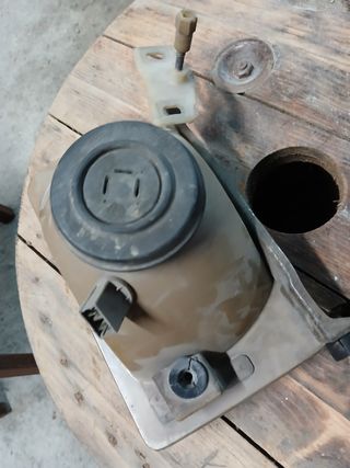 Faro derecho Hella para Ford Orión 86-90