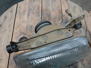 Faro derecho Hella para Ford Orión 86-90
