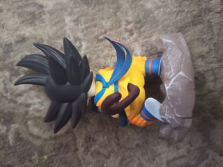 Figura Goku y Puercoespín
