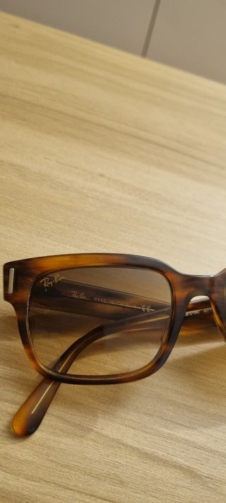 Ray-Ban: Gafas de sol marrón