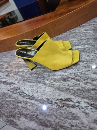 Sandali Pollini gialli n.40
