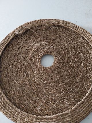 Tappeto rotondo in sisal marrone