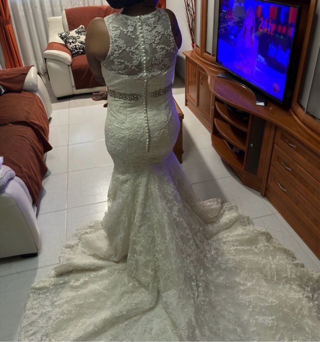 Vestido novia encaje blanco roto