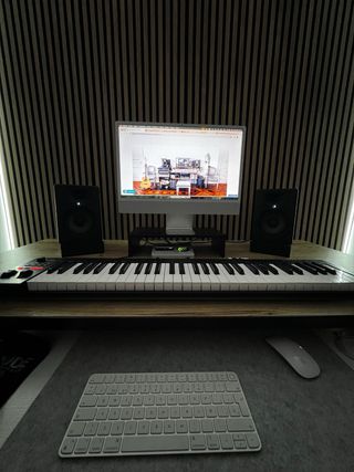 iMac Apple 24" M1 - Impecable
