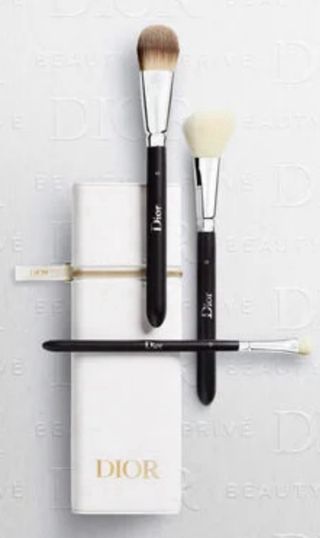DIOR SET DE BROCHAS CON ESTUCHE
