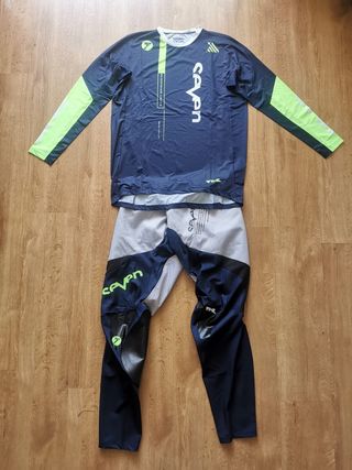 Equipación para enduro motocross quad