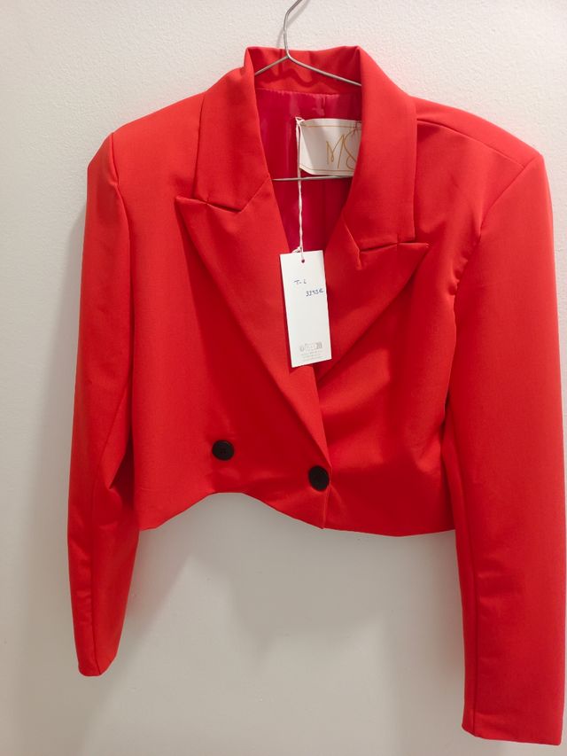 Traje pantalón rojo - americana corta