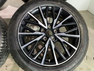 Juego de llantas y neumaticos R18 Toyota CH-R