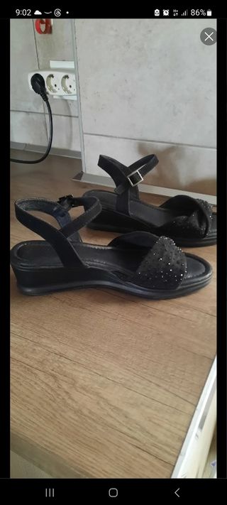 Sandalias negras mujer tacón cuña