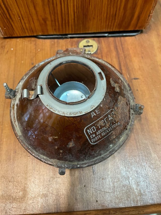 Faro antico Seat 600
