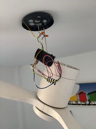Instalador de ventiladores de techo