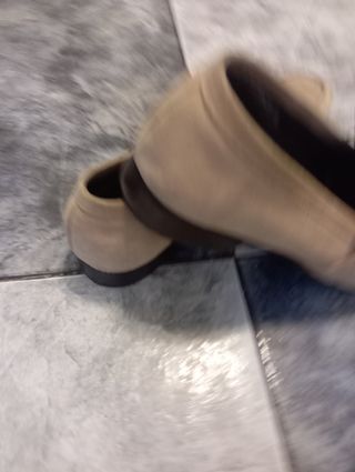 Zapatos Angel Infantes beige