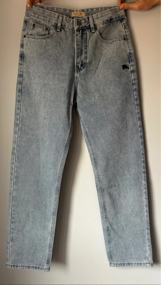 Vaquero recto. Tipo Tommy H.