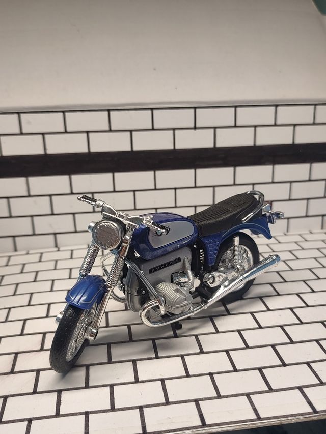 Modellino BMW R75/5 Welly