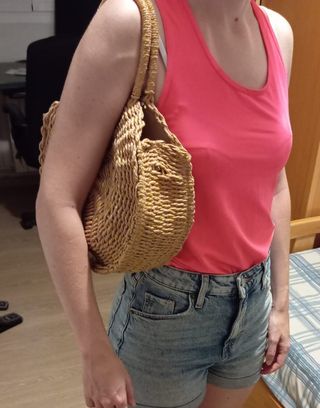 Bolso rafia redondo beige