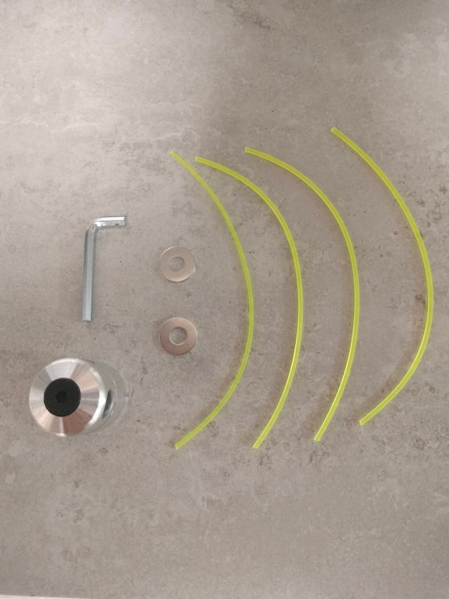 Cabezal desbrozadora con hilo