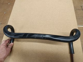 Manillar carbono Zipp Service Course