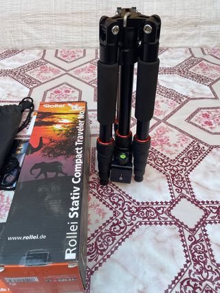 Trípode Rollei - Alta calidad .