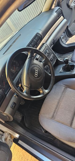 Audi A4 2000